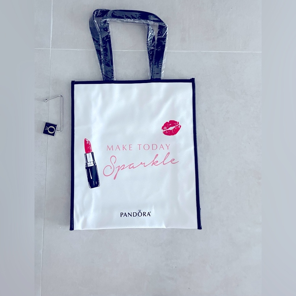 Pandora limited edition NEW Fashion bag & purse holder.